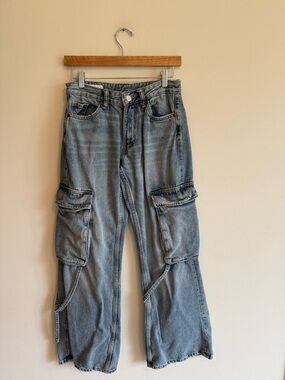 Zara Light Blue Wide-Leg Cargo Jeans